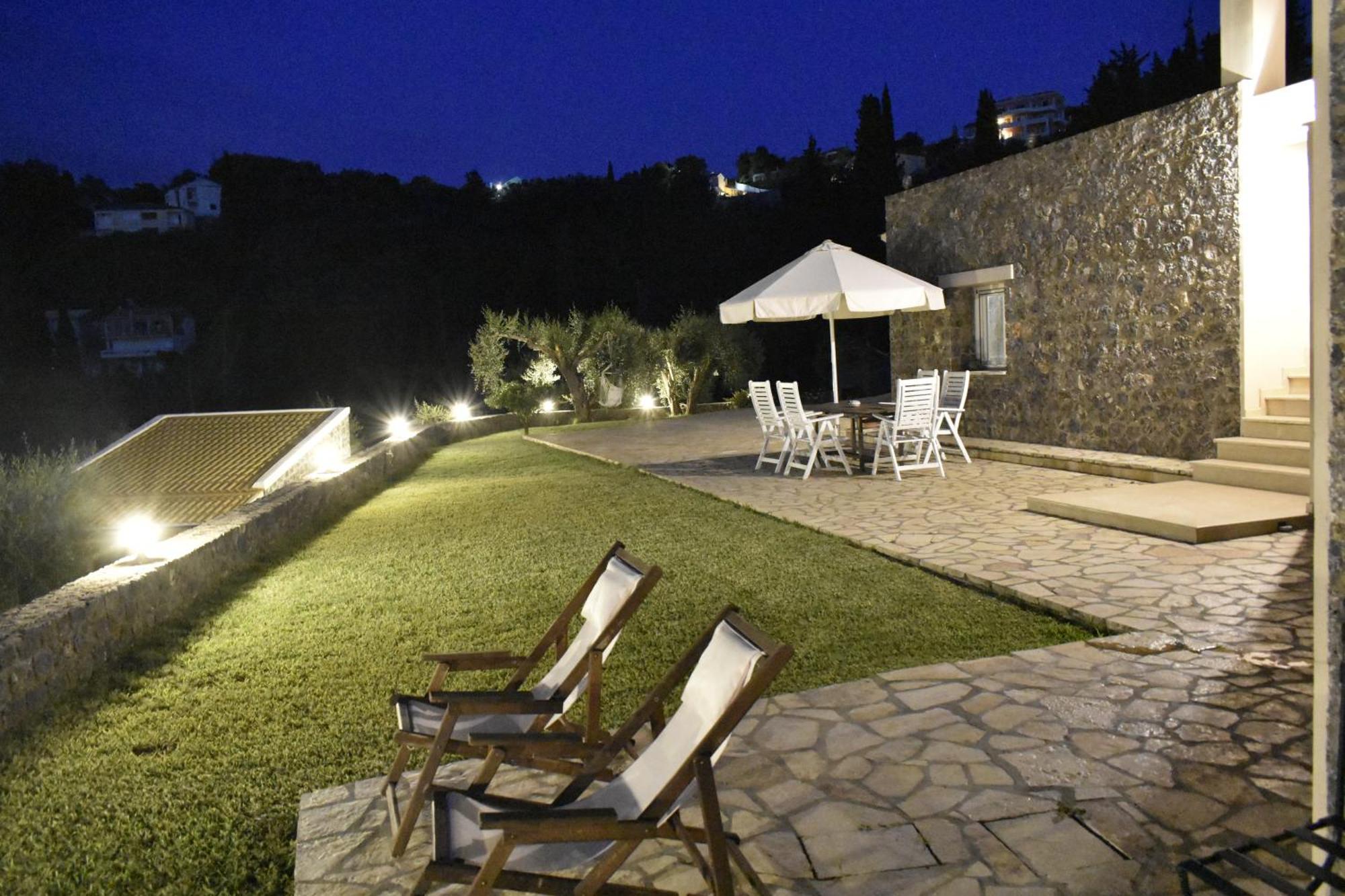 Corfu View Deluxe Villa Perama  Exteriör bild